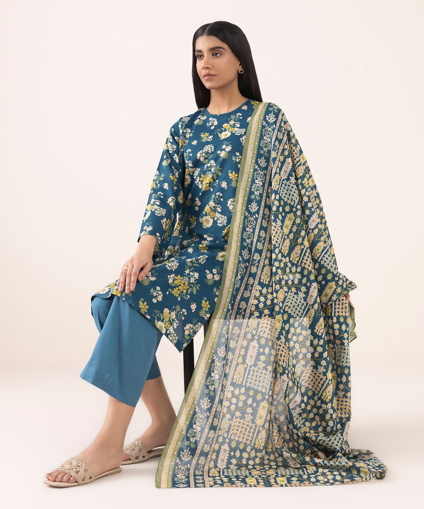Sapphire 3-PC Printed lilen Suit for Winter – A Perfect Blend of Style & Comfort
