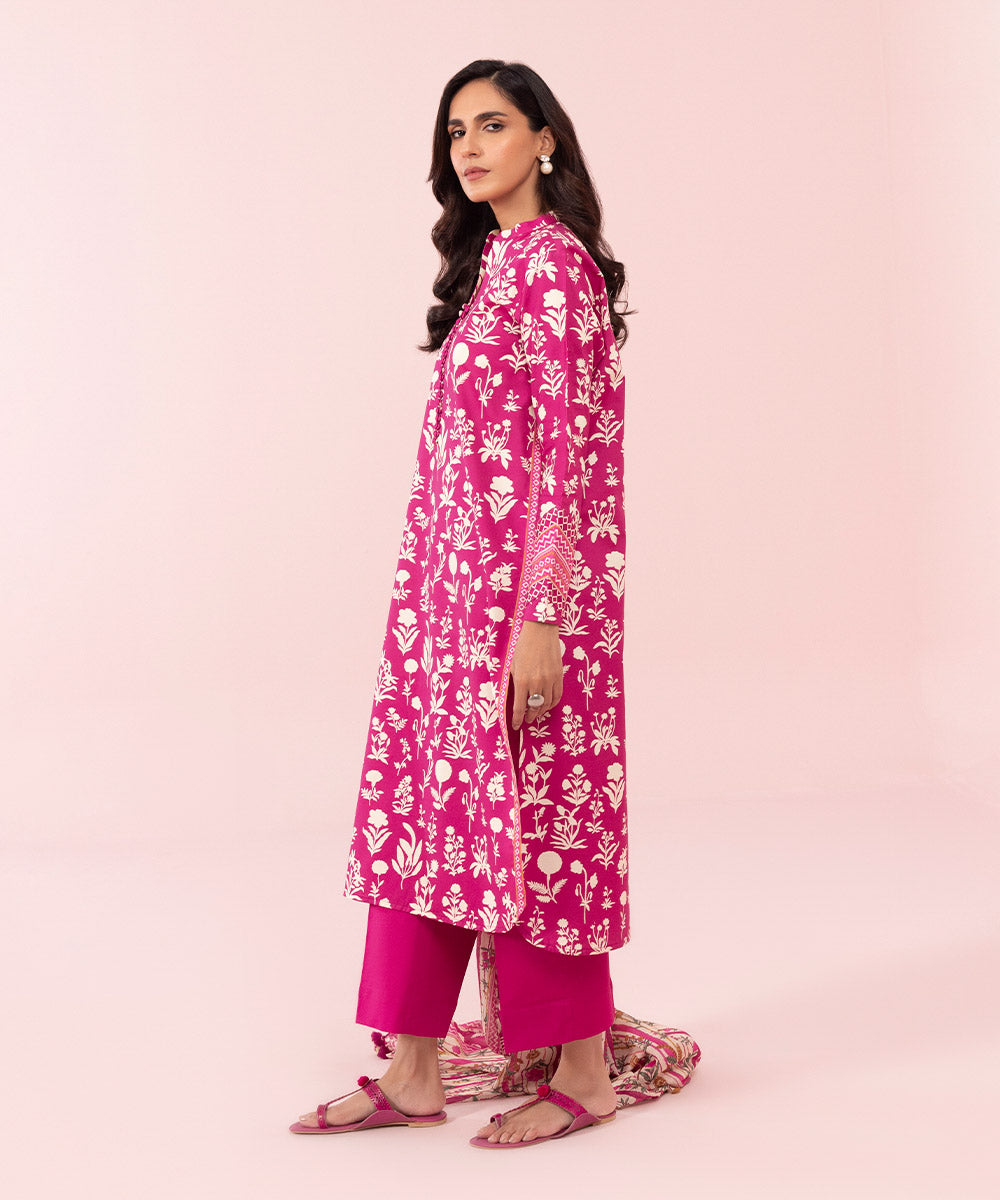 Original Sapphire Unstitched 3PC Lawn Suit – Premium Summer Collection 2025