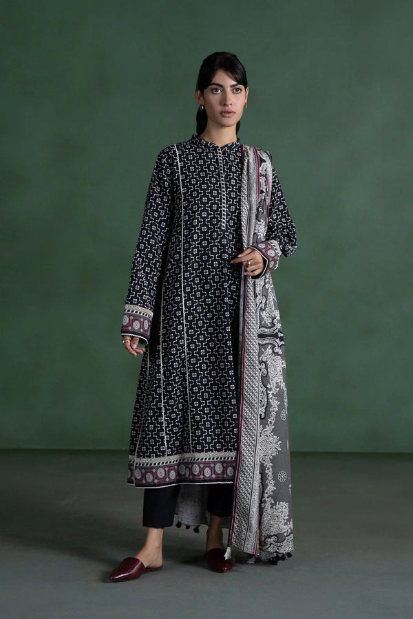 Original Sapphire Unstitched 3PC Lawn Suit – Premium Summer Collection 2025