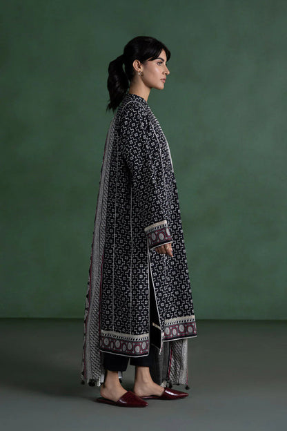 Original Sapphire Unstitched 3PC Lawn Suit – Premium Summer Collection 2025