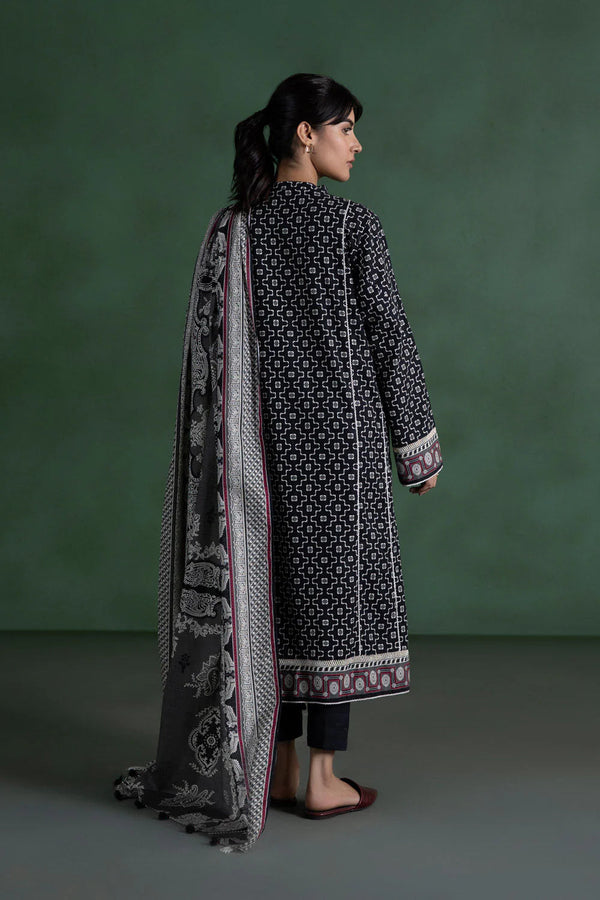 Original Sapphire Unstitched 3PC Lawn Suit – Premium Summer Collection 2025