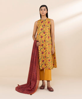 Sapphire 3-Piece Printed Suit unstited lilen for winter – Elegant & Stylish