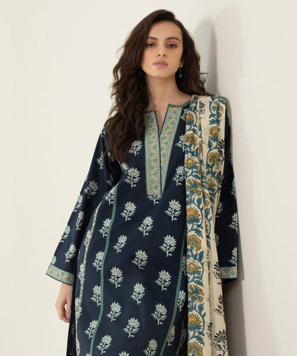 Original Sapphire Unstitched 3PC Lawn Suit – Premium Summer Collection 2025