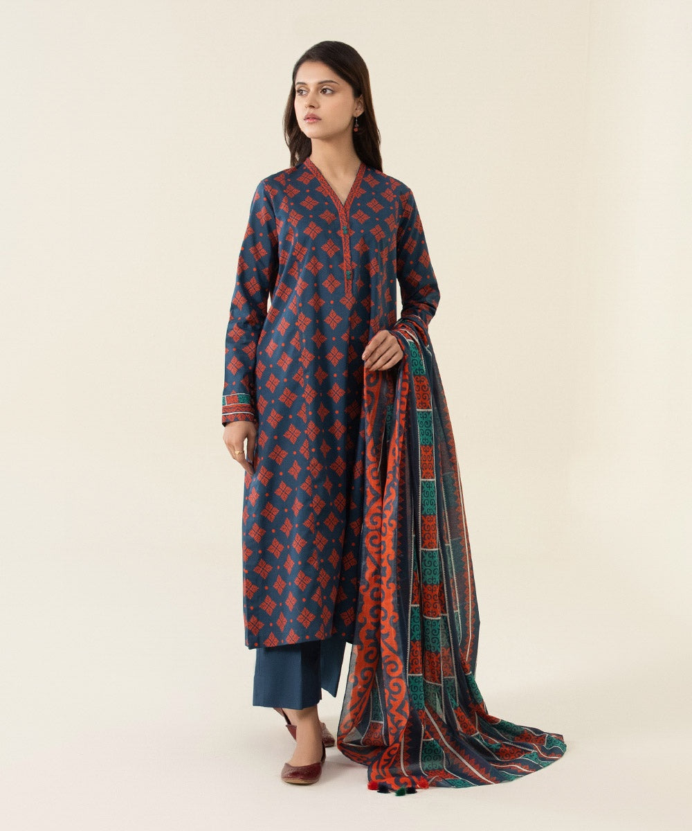 Original Sapphire Unstitched 3PC Lawn Suit – Premium Summer Collection 2025